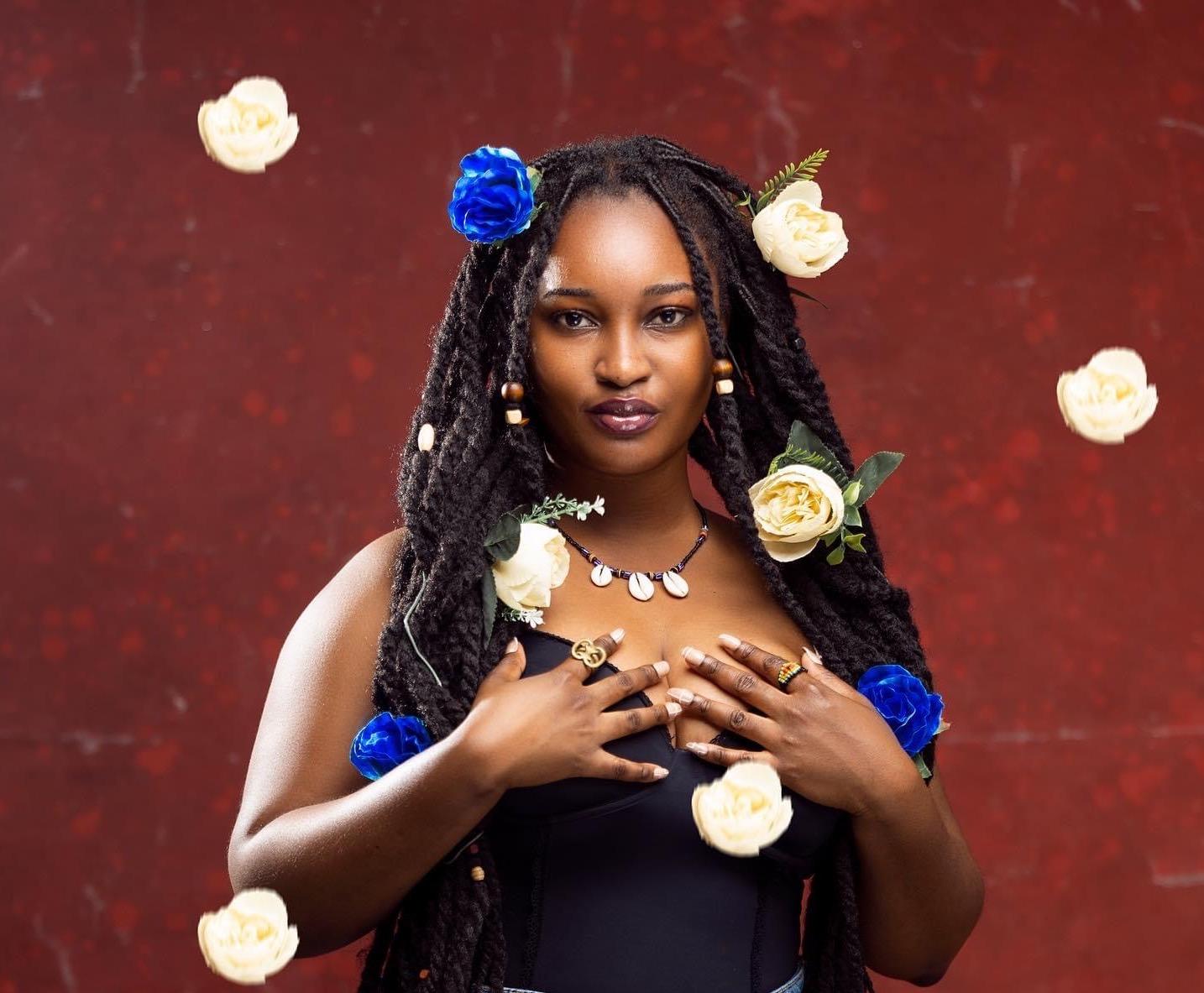 LOYCE 000 LOYCE