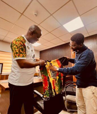 Thomas Hughes Amissah Supports Visit Cape Coast Initiative with GH¢5,000